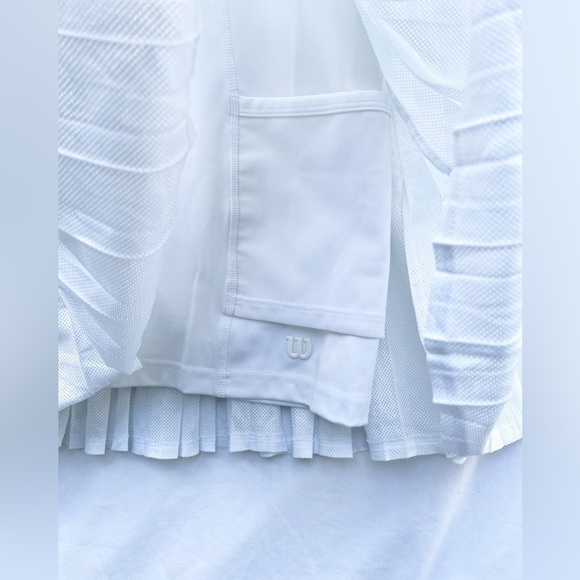 WILSON | LARGE LIMITLESS PLEATED WHITE MINI SKIRT - Picture 5 of 6